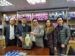 2017-02-15 港拜訪永遠(yuǎn)名譽(yù)主席張光銘博士